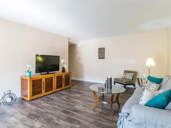8933 Biscayne Ct #156, Huntington Beach, CA 92646