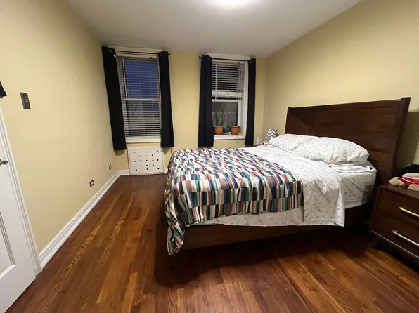 55-05 Woodside Avenue image 4 of 8