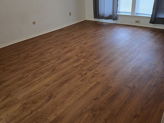 5th image of 7520 Highmont St