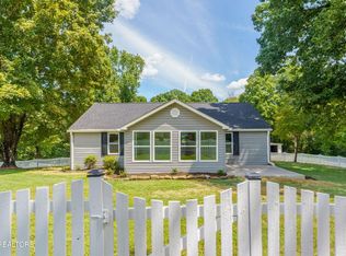 2516 Effler Rd, Maryville, TN 37803