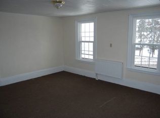 337 Hammond St, Bangor, ME 04401
