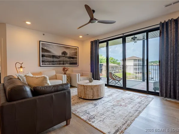 4925 Robins Cir #3C, Osage Beach, MO 65065