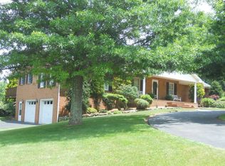 279 Richardson Dr, Tazewell, VA