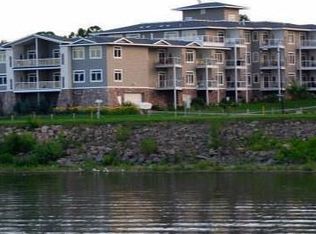 1215 N Lakeshore Dr #210, Lake City, MN 55041