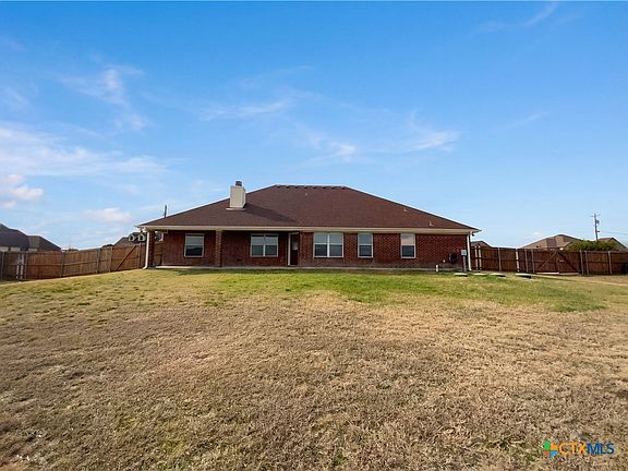 5th image of 104 Coleton Dr