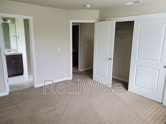 5th image of 16597 SW Blanton St