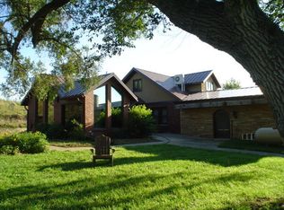 24000 210th St, Crescent, IA 51526