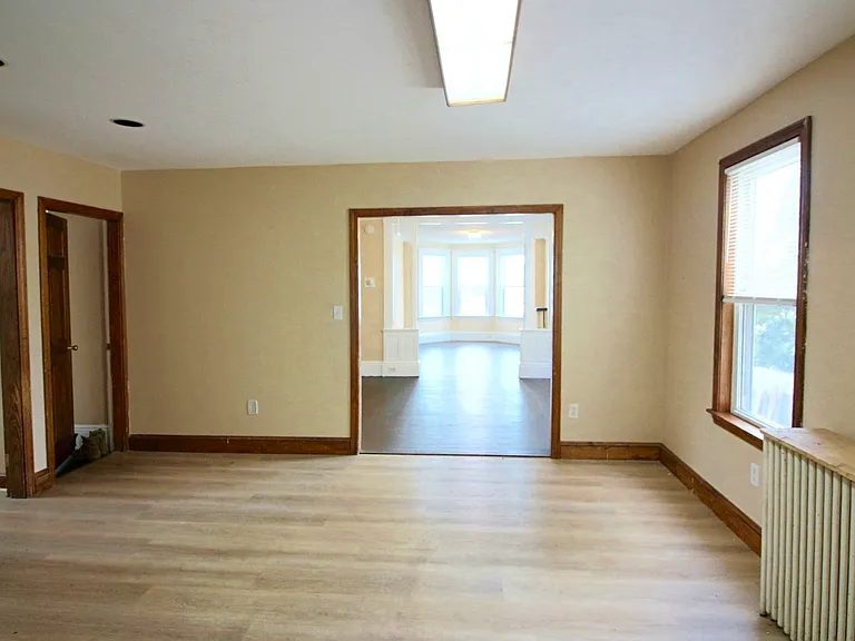 21 Hazel St #1 — Photo 4
