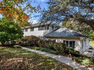 1030 Bear Tavern Rd, Ewing, NJ 08628