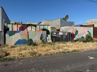 3030 Ford St, Oakland, CA 94601
