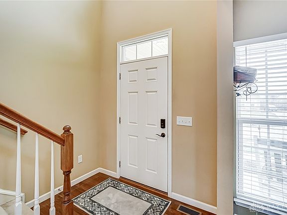 4th image of 7564 Eleventh Hour Ln
