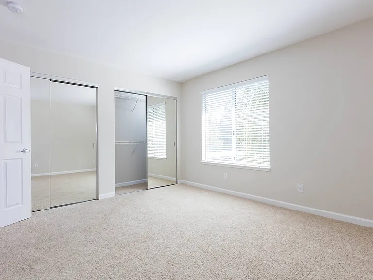 Park Wood Apartments — Photo 28