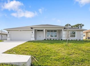 158 SW Sea Lion Rd, Port Saint Lucie, FL 34953