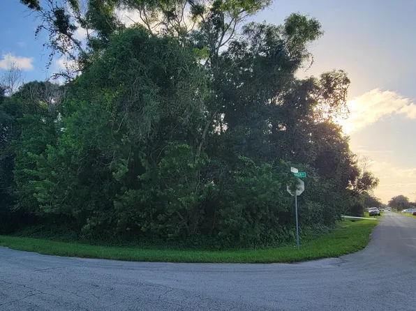 638 NW Grenada Street, Port St Lucie, FL 34983