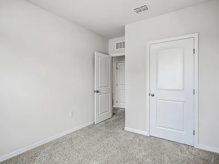 7720 42nd Ln N — Photo 23