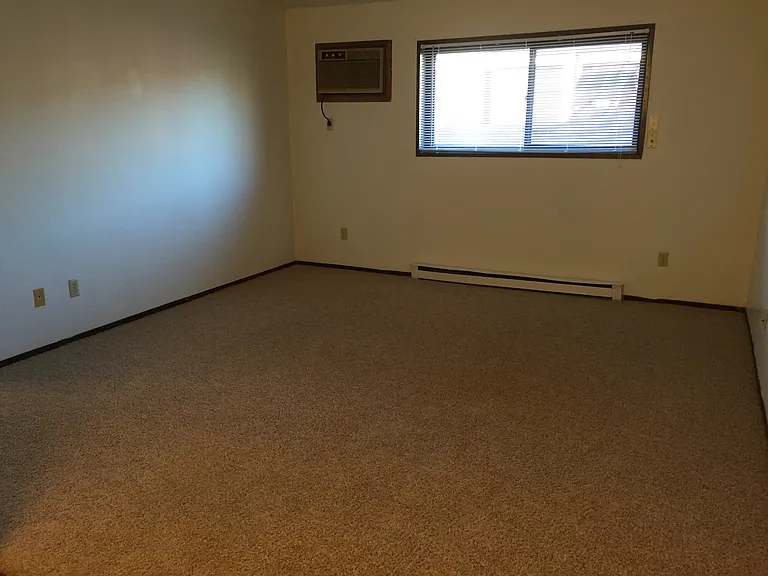 Skaff Apartments - Moorhead — Photo 33