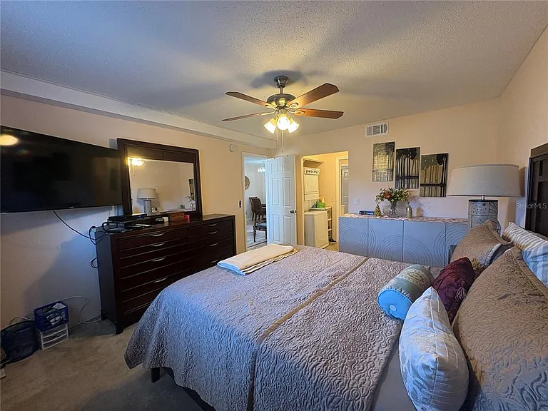 1606 Flint Dr W — Photo 22