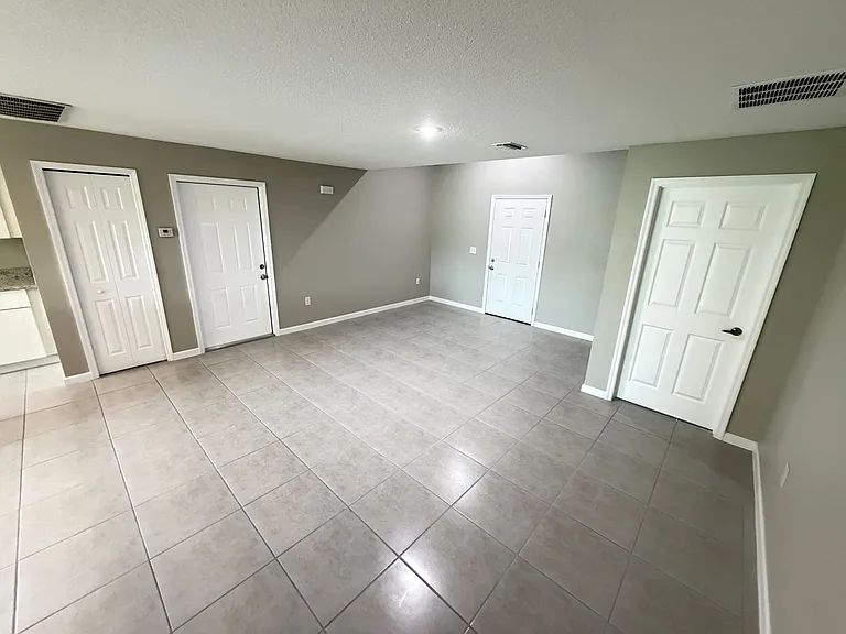 867 Glencove Ave NW — Photo 26