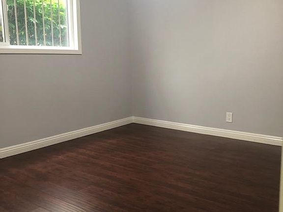 5th image of 1246 N Edgemont St
