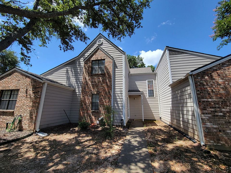1st image of 2520 Cross Timbers Dr