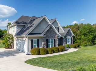 95 Chickadee Dr, Ringgold, GA 30736