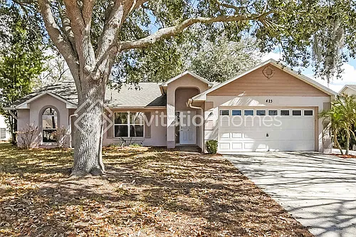 423 Woodview Dr Photo 1