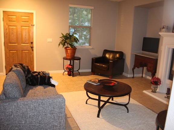 Liv Rm with gas fireplace