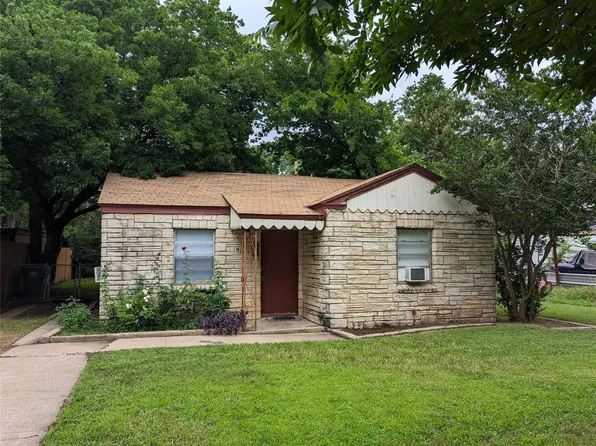 9104 Rowland Dr, White Settlement, TX 76108