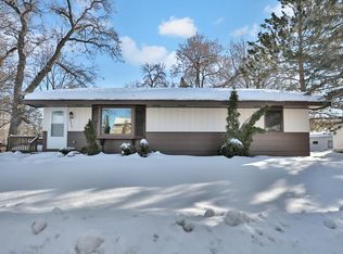 38975 4th Ave, North Branch, MN 55056