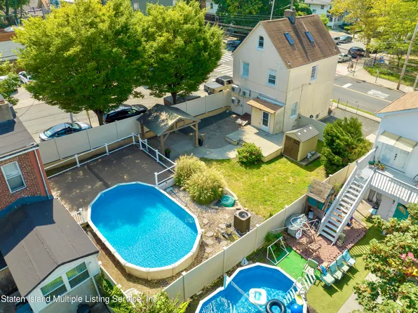 109 Lafayette Ave, Staten Island, NY 10301