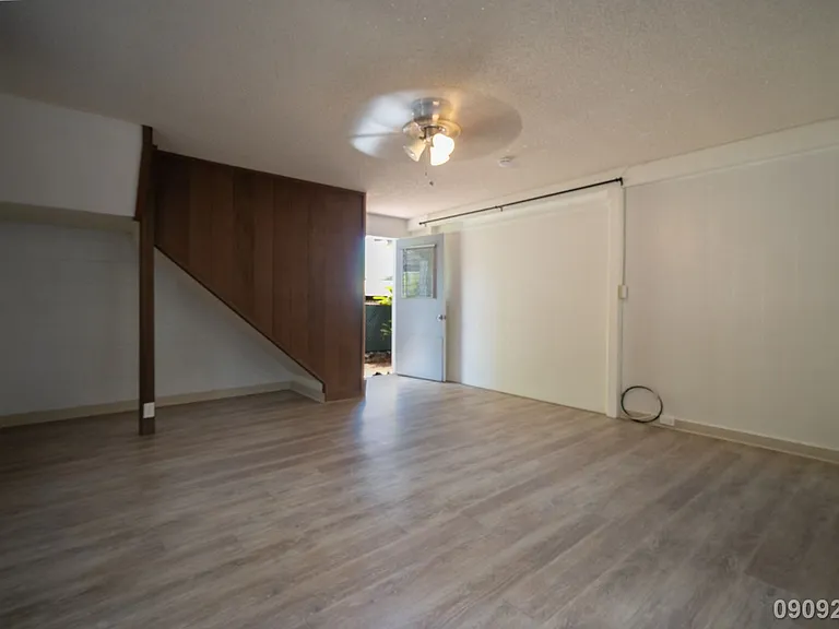 1341 Komo Mai Dr #B — Photo 10