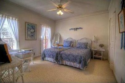 5th image of 3014 Hanover Ln SE