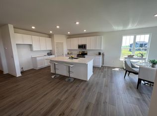 1587 N Thompson Rd, Sun Prairie, WI 53590