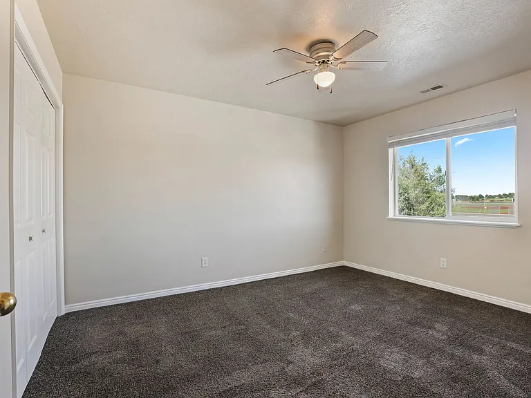 264 N 3 E #602 — Photo 14