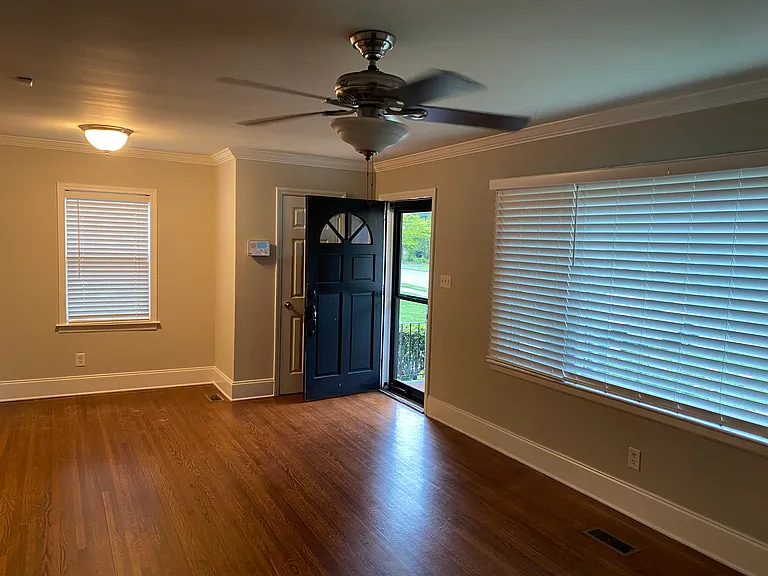 1323 Carolyn Dr — Photo 14