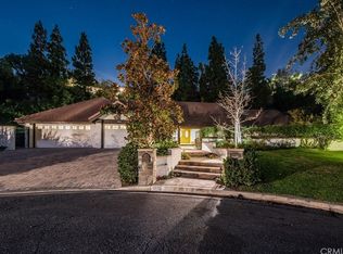 1812 Overview Cir, Santa Ana, CA 92705