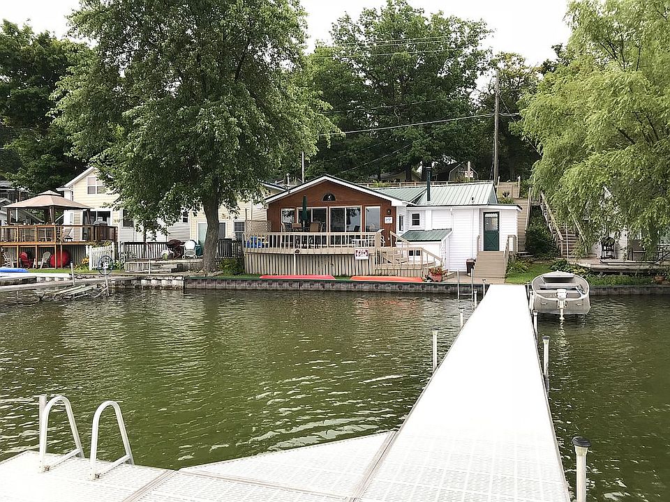 1st image of 2613 S Shore Dr