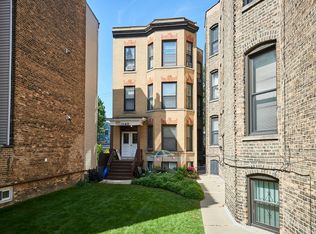3140 N Kenmore Ave, Chicago, IL 60657