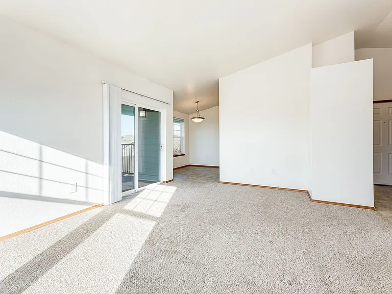 Big Meadow Apartments — Photo 45