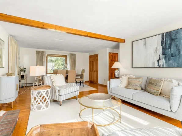 6 Boyd Dr, Newburyport, MA 01950