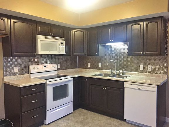 4th image of 1507 Knoll Crest Dr