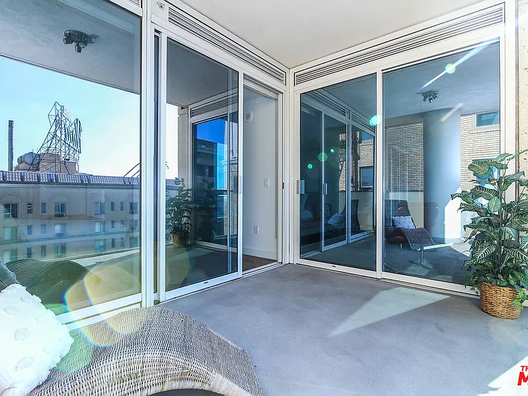 6250 Hollywood Blvd #11N — Photo 30