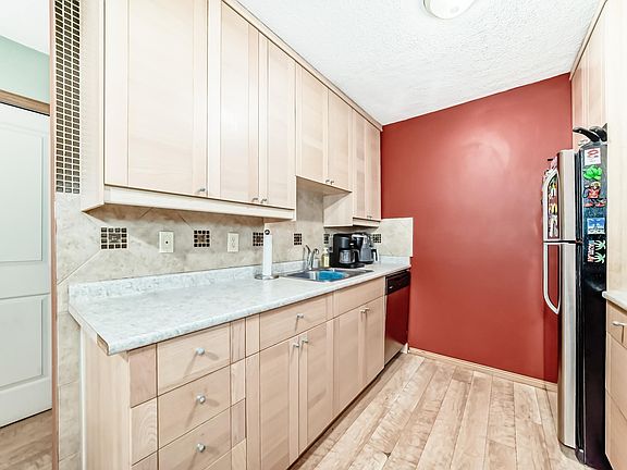 4th image of 3151 139th Ave NW