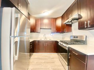 11931 Hart St #A, North Hollywood, CA 91605