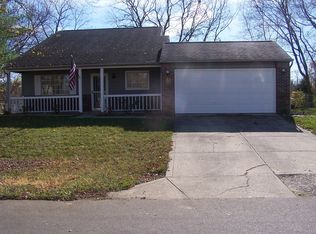 2523 Chaucer Dr, Columbus, IN 47201