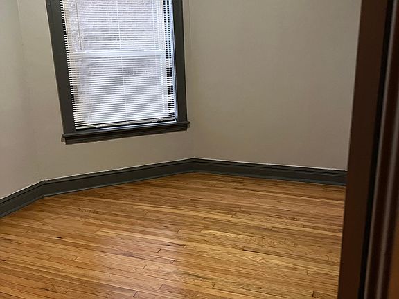 2nd image of 5558 W Gladys Ave APT 1
