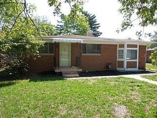 3rd image of 1841 N Bolton Ave