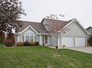 7029 N Winchester Ave, Kansas City, MO 64119