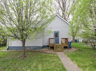 204 W Cleveland St, Heyworth, IL 61745