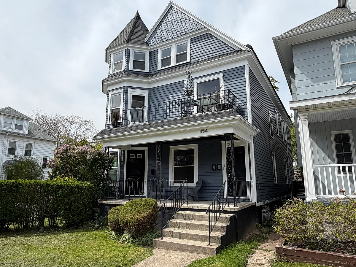 Building Photo - 454 Bird Ave #1